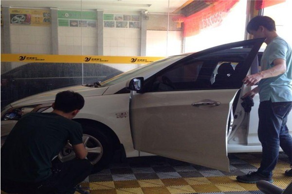 極速蝸牛汽車美容加盟