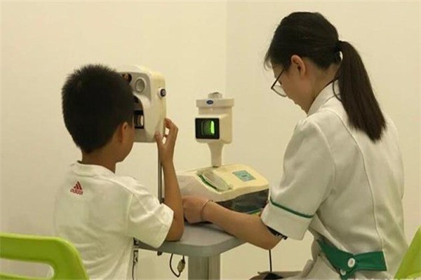 健亮視力矯正加盟