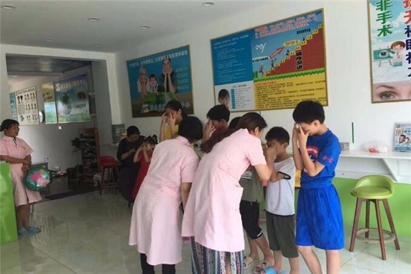 重視視力康復(fù)理療中心加盟