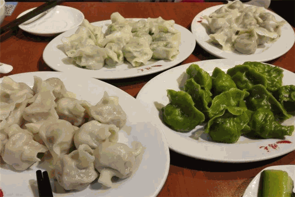 鴻毛餃子