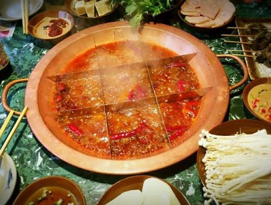 潮辣火鍋