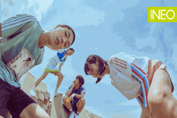 Adidas阿迪達(dá)斯童裝