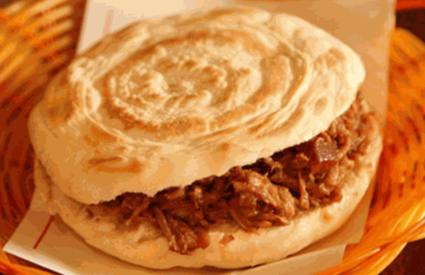 香辣肉夾饃