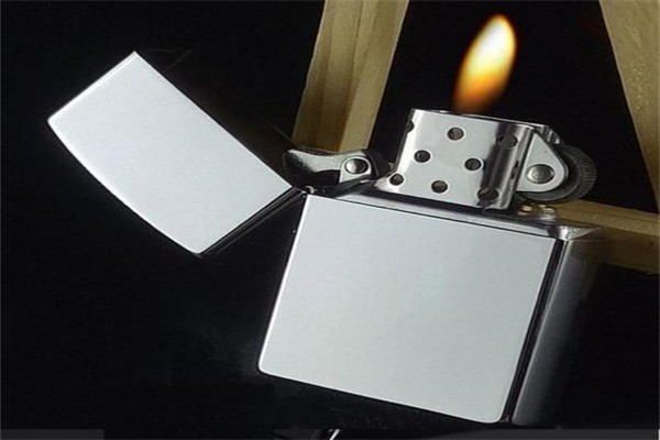 Zippo打火機