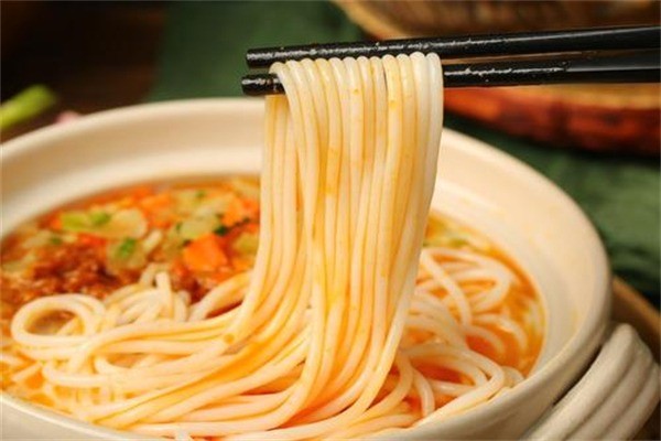 酸菜妹米線