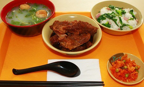 阿夢菜飯骨頭湯