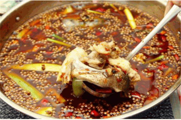 三合魚火鍋