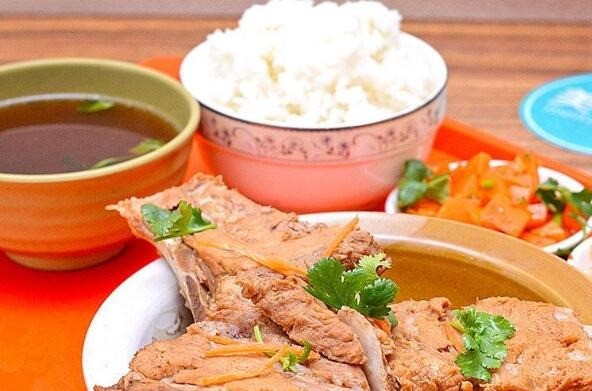 云海排骨米飯