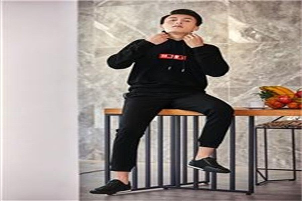 添多利男裝加盟