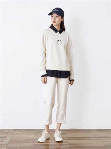 白茶女裝