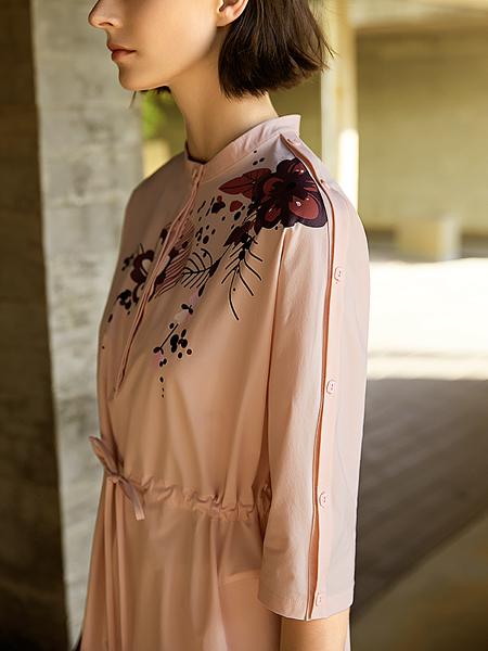 意澳女裝