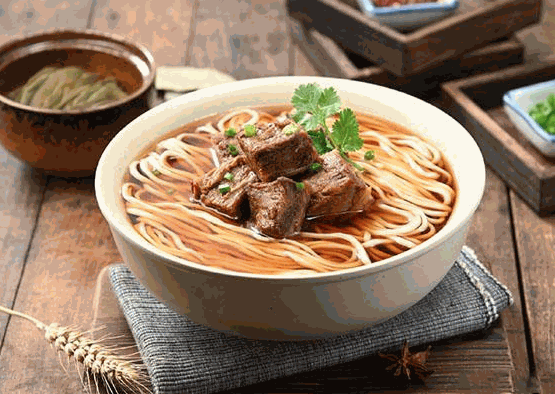 李先生加州牛肉面
