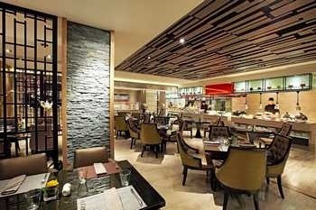 鉑爾曼酒店