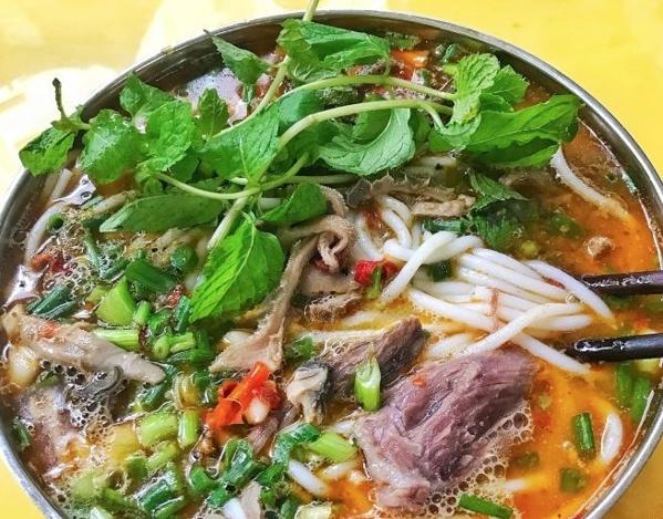 星光羊肉米線