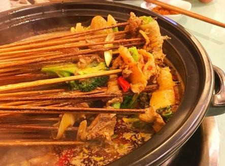 香香會(huì)砂鍋串串香