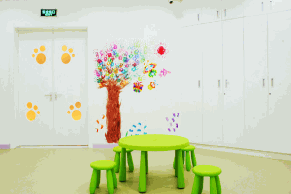 愛(ài)童寶貝之家雙語(yǔ)幼兒教育