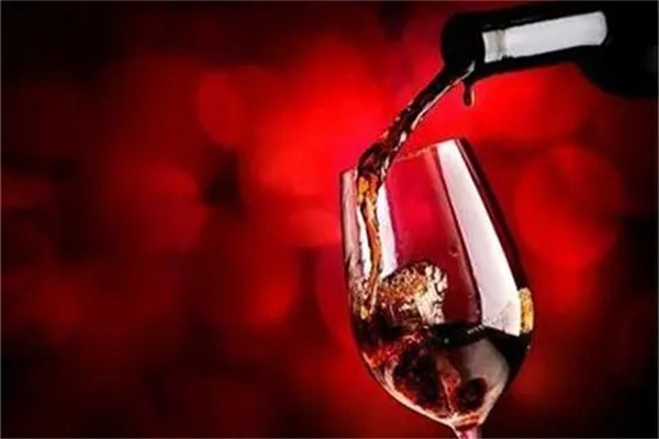 曾小葡葡萄酒