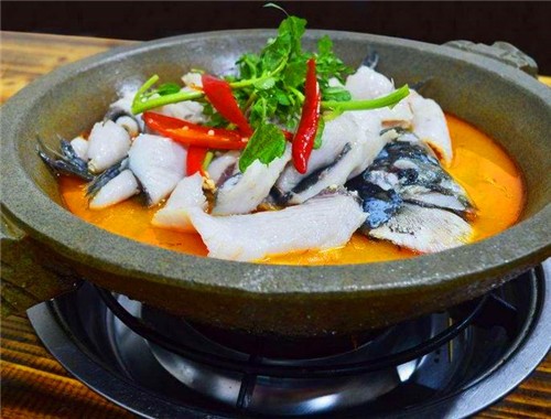 小楊特色石鍋魚(yú)