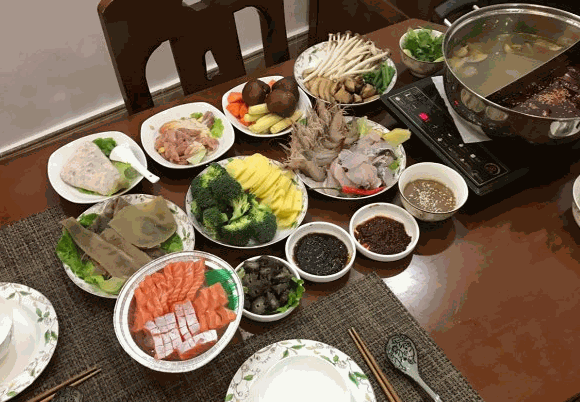 昊雙人家火鍋食材店加盟