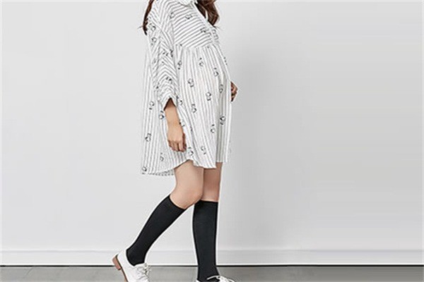 茄子媽咪母嬰服加盟