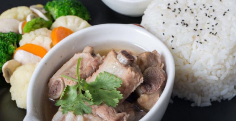 萬家客排骨飯