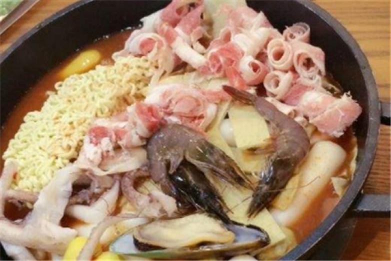 磚房子韓國年糕火鍋