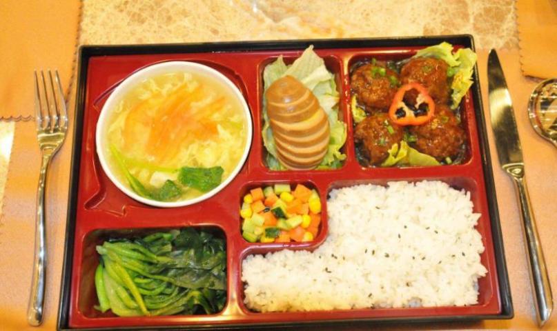 愛榮快餐