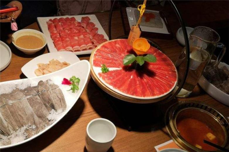 上百撈火鍋
