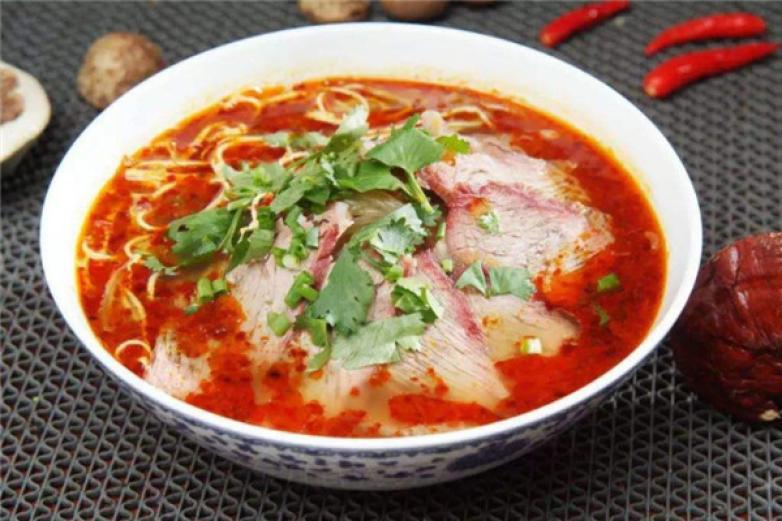 小段牛肉湯