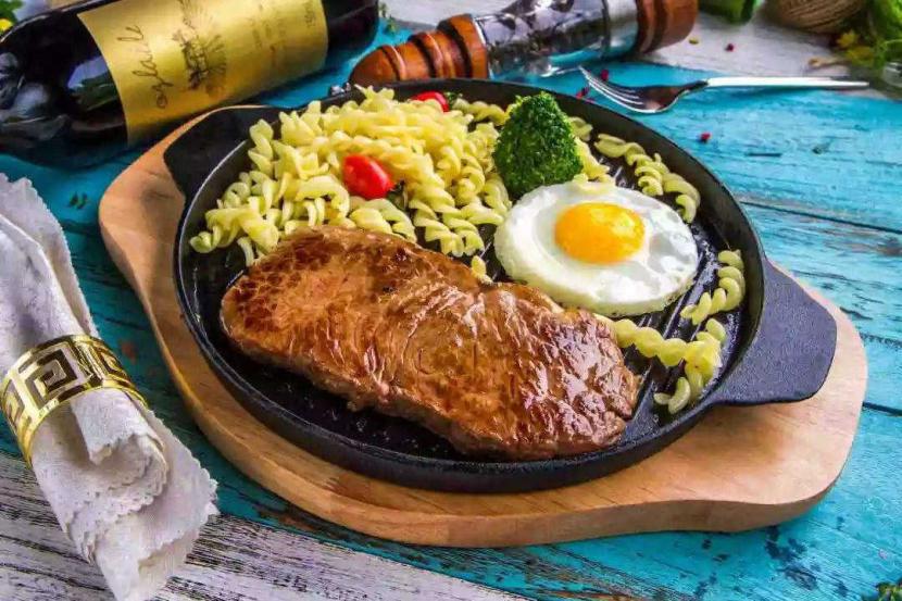 牛騎士歡樂(lè)餐廳