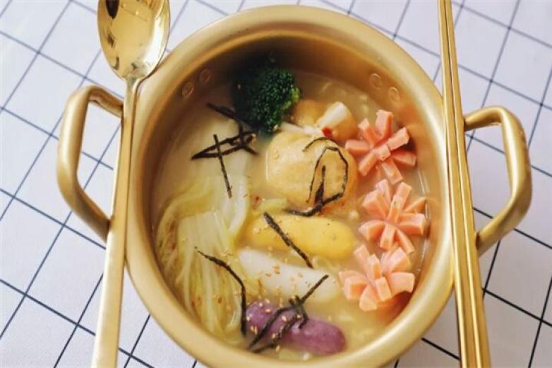 親享泡面小食堂