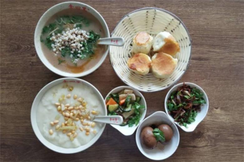 李四輩