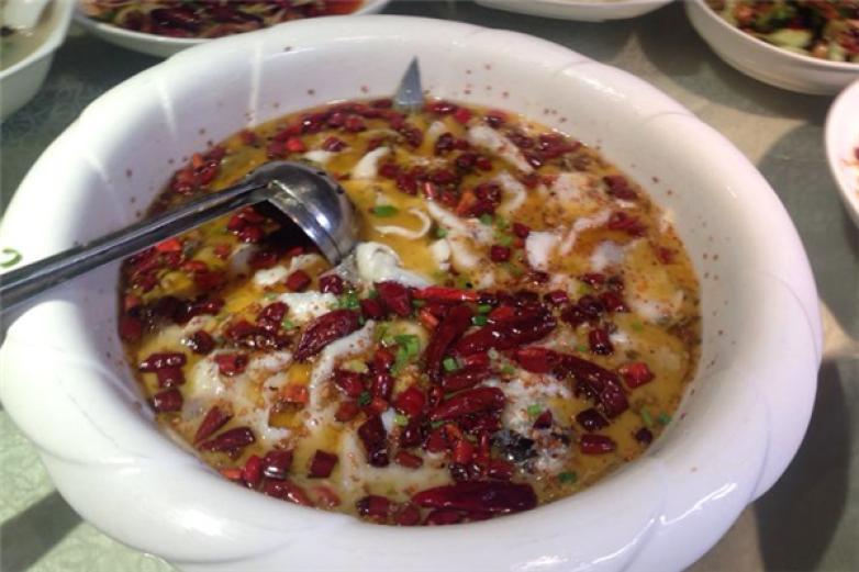 啊強(qiáng)酸菜魚