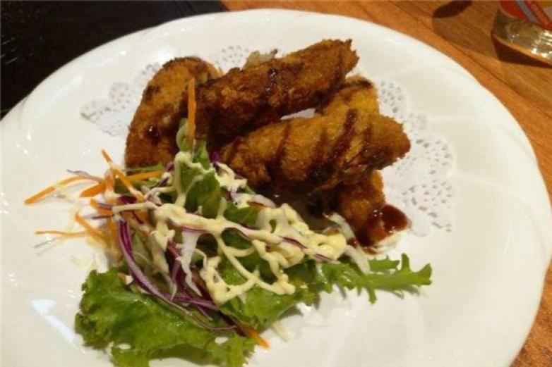 小魚回轉(zhuǎn)壽司