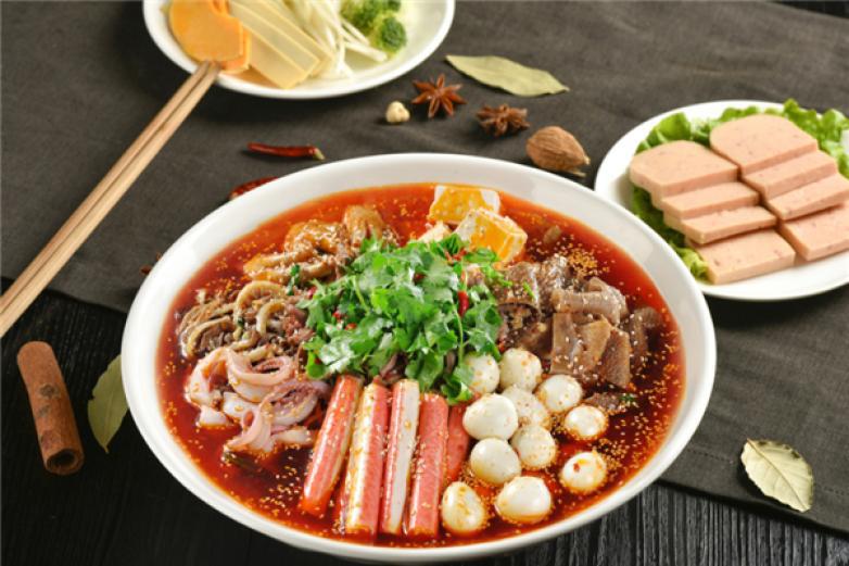 熱府骨湯冒菜