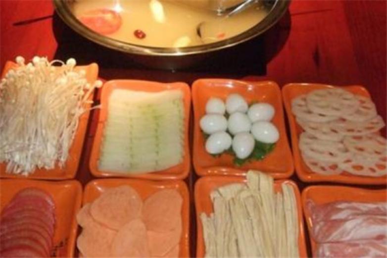 辣阿婆火鍋