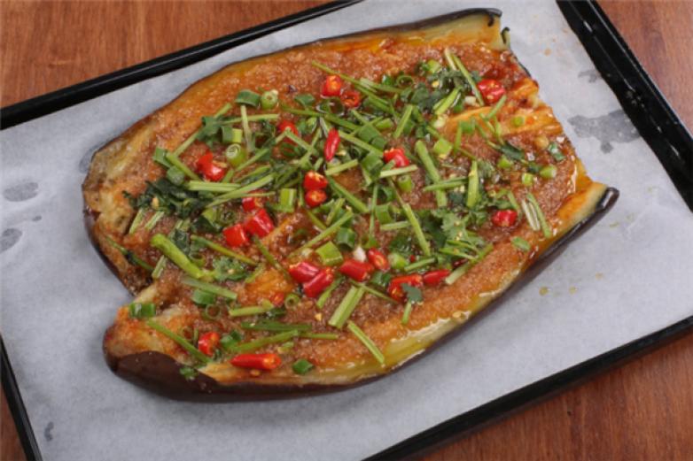 爭(zhēng)烤烤魚飯