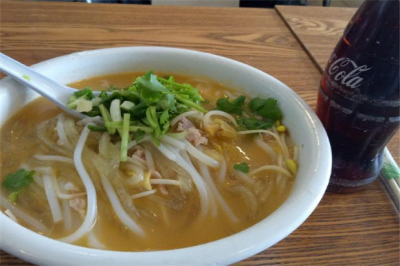 辣點(diǎn)子酸辣粉