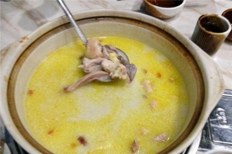 李記豬肚雞