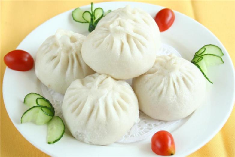 ?？嫡艄Ψ虬?/></p><p>福康蒸功夫包子平面化的消費價格，多種不同的餡兒料制作皮兒薄，餡兒大，味道突出</p><p>現(xiàn)在的市場上餐飲品牌有很多競爭力在市場當(dāng)中不斷的加劇，讓商家在選擇時更加慎重</p><p>唯有好的品牌，優(yōu)質(zhì)的服務(wù)，現(xiàn)代化的管理模式，合格的經(jīng)營理念，才能夠在市場當(dāng)中立于不敗之地</p><p>福康蒸功夫包子現(xiàn)代化的經(jīng)營模式，整個市場潮流統(tǒng)一的產(chǎn)品，服務(wù)品牌與發(fā)展各種各樣的支持模式，在行業(yè)當(dāng)中呈現(xiàn)出豐碩成果</p><p>這屬于知名度較高并且受法律保護的項目，總部為加盟商提供終端的設(shè)計，享有統(tǒng)一的門店風(fēng)格，憑借著知名度吸引了更多的忠實消費者</p><p>福康蒸功夫包子總部不斷的研發(fā)和更新，保持產(chǎn)品不斷的競爭力，公司擁有專業(yè)化的培訓(xùn)，導(dǎo)購培訓(xùn)，免費提供長期的服務(wù)，并且為公司分公司市場專員提供專業(yè)的診斷指導(dǎo)，解決了創(chuàng)業(yè)過程當(dāng)中的實際的問題，調(diào)整營銷對策提高增加了加盟店的良性運轉(zhuǎn)</p><p></p>
                </div>
                <div   id=