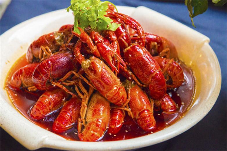 陽(yáng)光院壩小龍蝦