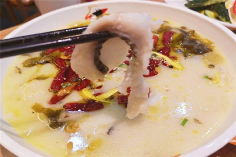 椒椒小魚(yú)酸菜魚(yú)