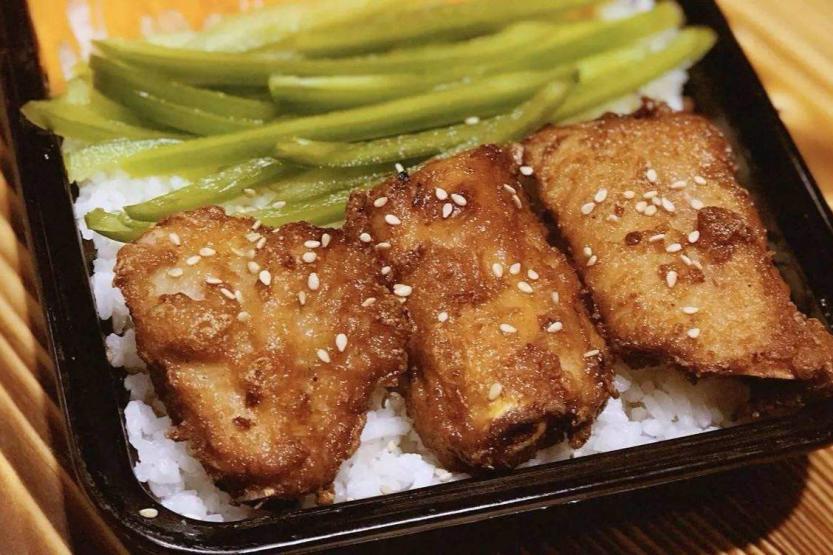 和興園排骨飯