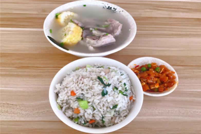 外婆記菜飯骨頭湯