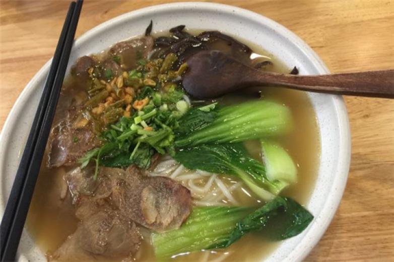 七個(gè)粉