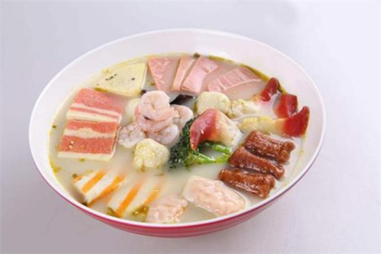 范佳興麻辣燙