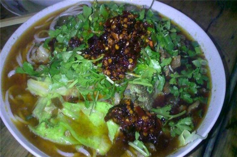 易家鮮羊肉粉