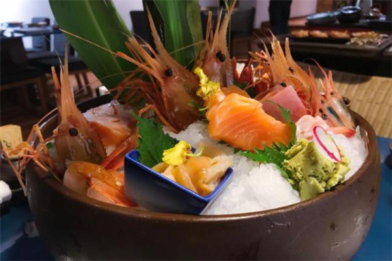 萬島日本料理鐵板燒