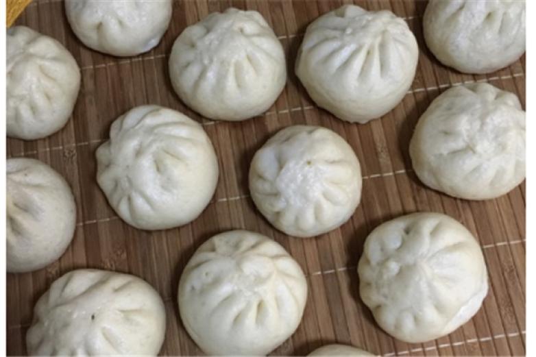 凸妞包子鋪