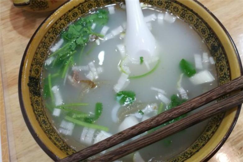 鼓樓羊肉湯